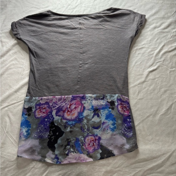 Justice Gray and Pink Short Sleeve Tee Paris Graphic - Picture 4 of 5